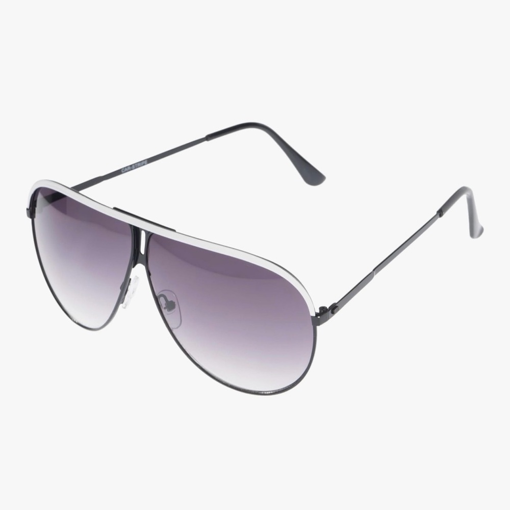 Aviator Sunglasses with Gradient Purple Lenses